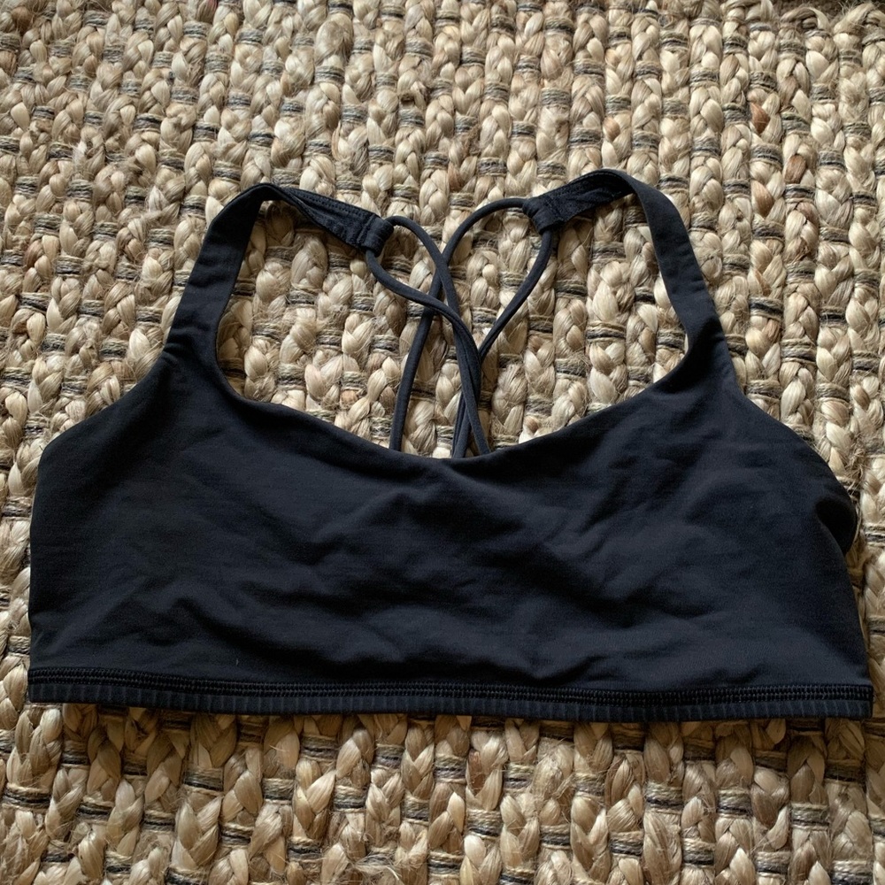 Lululemon sport bra size 8